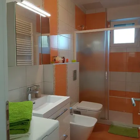 Apartment Ozad Arene